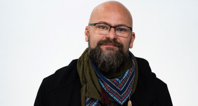 Dr Witold Marzęda z Wydziału Humanistycznego Uniwersytetu Śląskiego w Katowicach