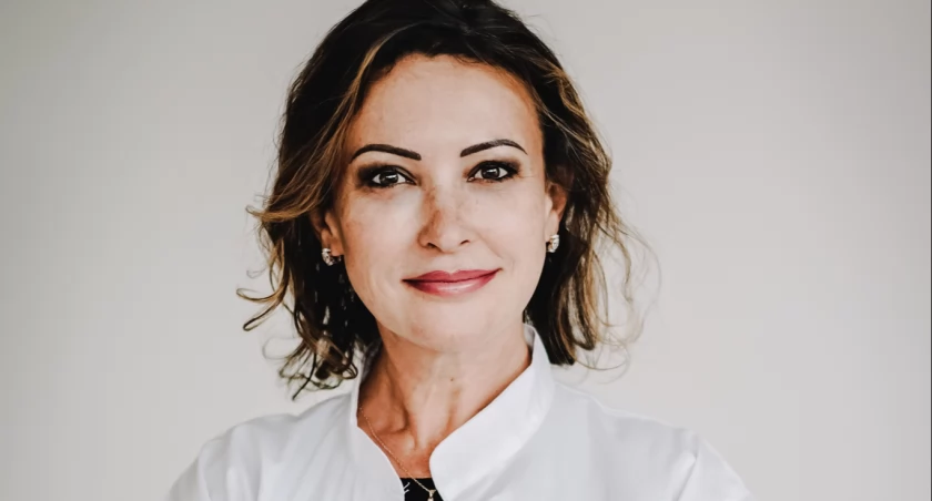dr n. med. Elżbieta Marczyk – specjalista z chirurgii onkologicznej z krakowskiego Szpitala na Klinach.