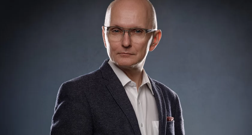  Marek Nowicki, dziennikarz TVN. fot. Hubert Adamczyk