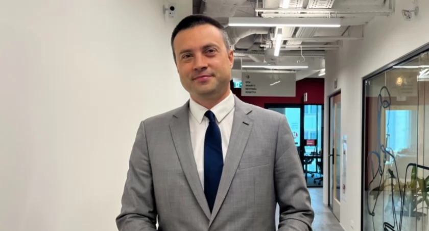 Oskar Luty, Partner - adwokat, ekspert z zakresu Life Sciences, Partner w kancelarii FAIRFIELD Law Firm. Ombudsman (Rzecznik Akademicki) Warszawskiego Uniwersytetu Medycznego.