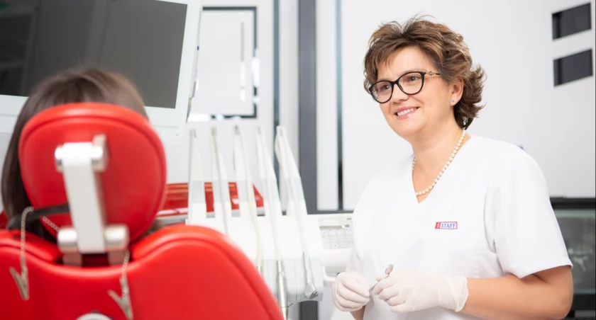 Urszula Jarosz, lekarz stomatolog