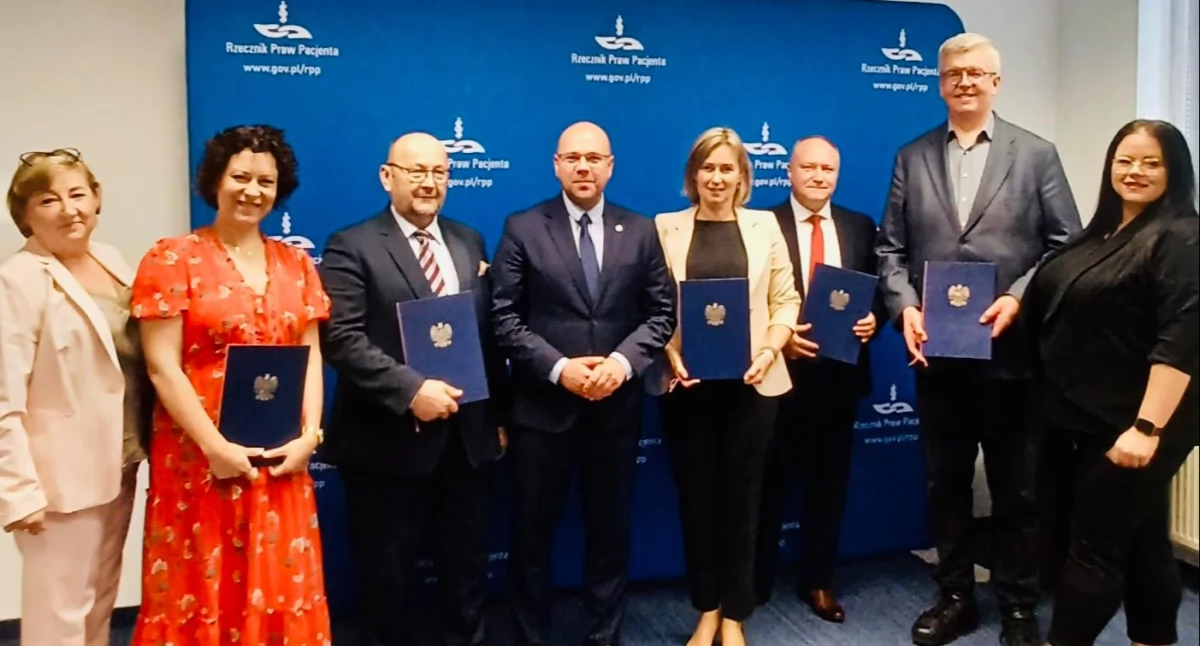Ludzie, Powołania Prezydium Organizacji Pacjentów wręczone - zdjęcie, fotografia