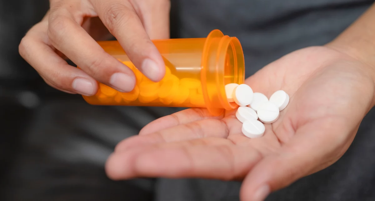 Na świecie, Koncern odpowiedzialny kryzys opioidowy zgodą zastrzyk odwracający skutki przedawkowania - zdjęcie, fotografia