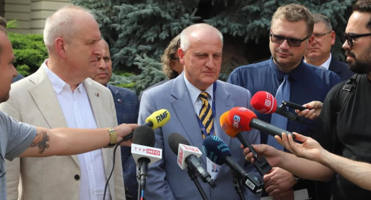 Szpitale, instytuty, Prezes Związku Pracodawców Szpitali Powiatowych deklaracje zapłacie szpitalom nadwykonania - zdjęcie, fotografia