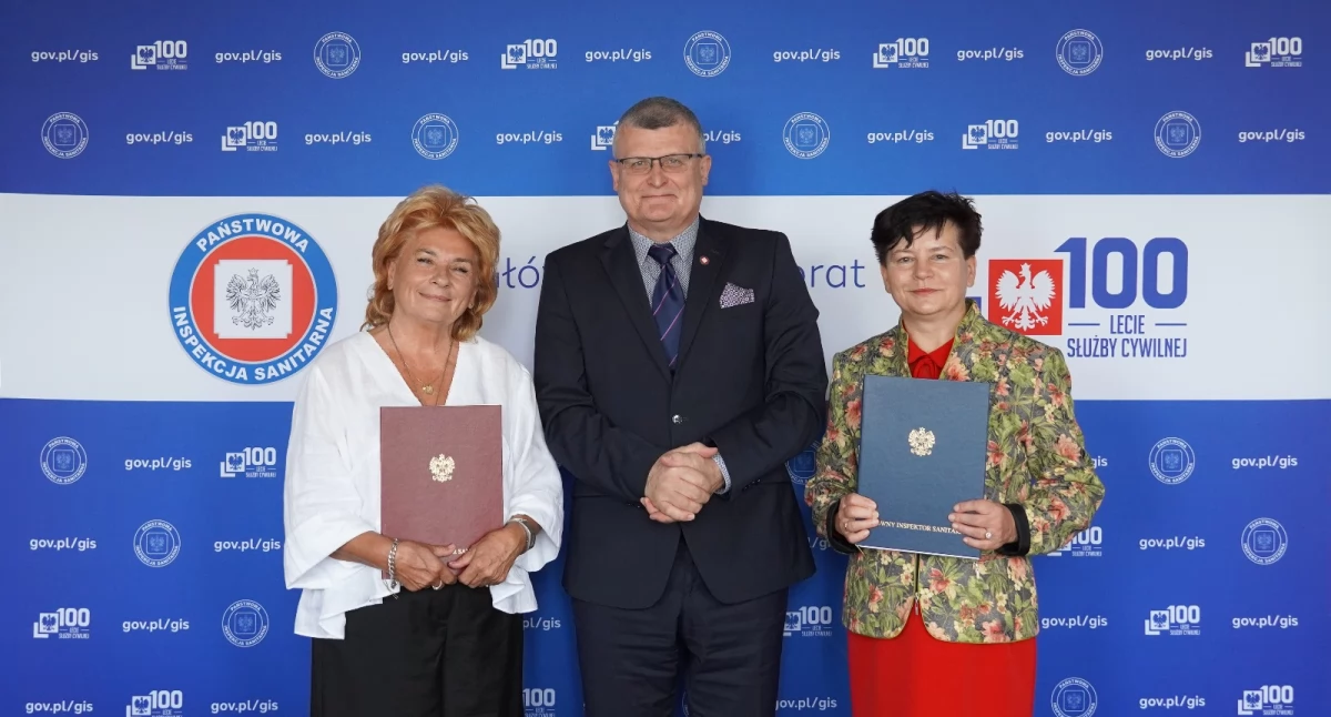 Ludzie, Powołano inspektorki Sanepidzie - zdjęcie, fotografia