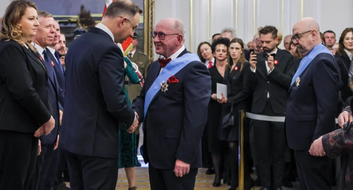 Ludzie, Henryk Skarżyński orderem Orła Białego - zdjęcie, fotografia