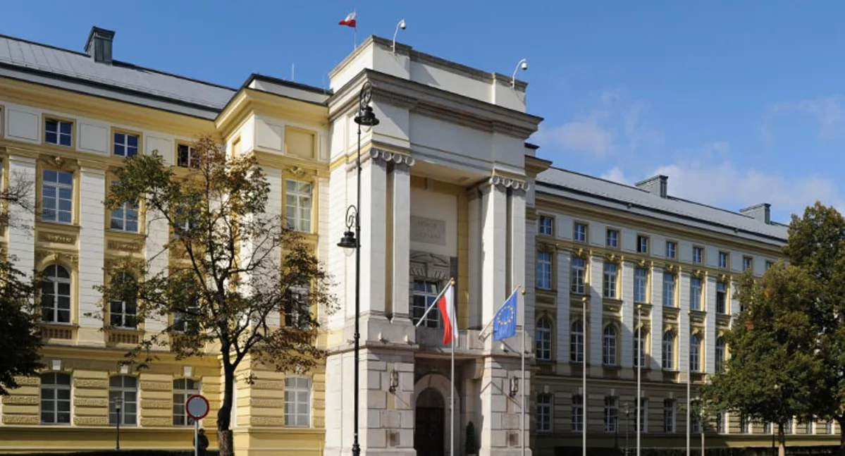 W rządzie, w parlamencie , Rząd zajmie składką zdrowotną zmianami systemowymi ochronie zdrowia - zdjęcie, fotografia