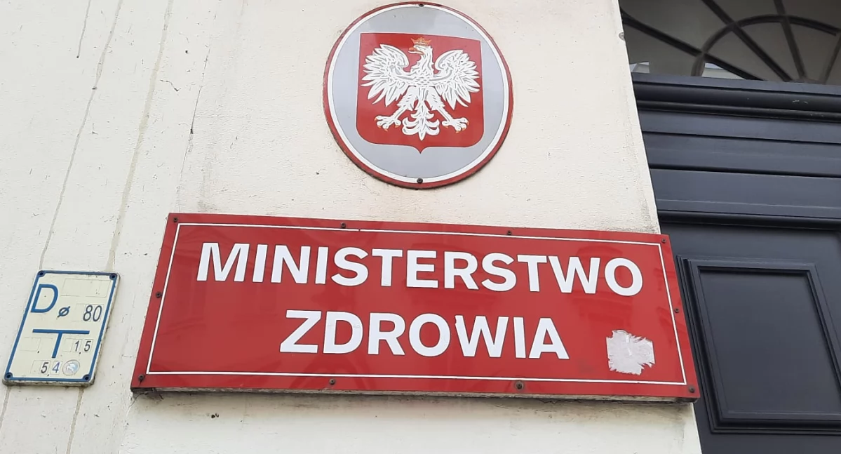 Wyceny, fundusze, refundacje, Ministerstwo Zdrowia wyjaśnia niejasności sprawie leczenia dzieci hemofilią - zdjęcie, fotografia