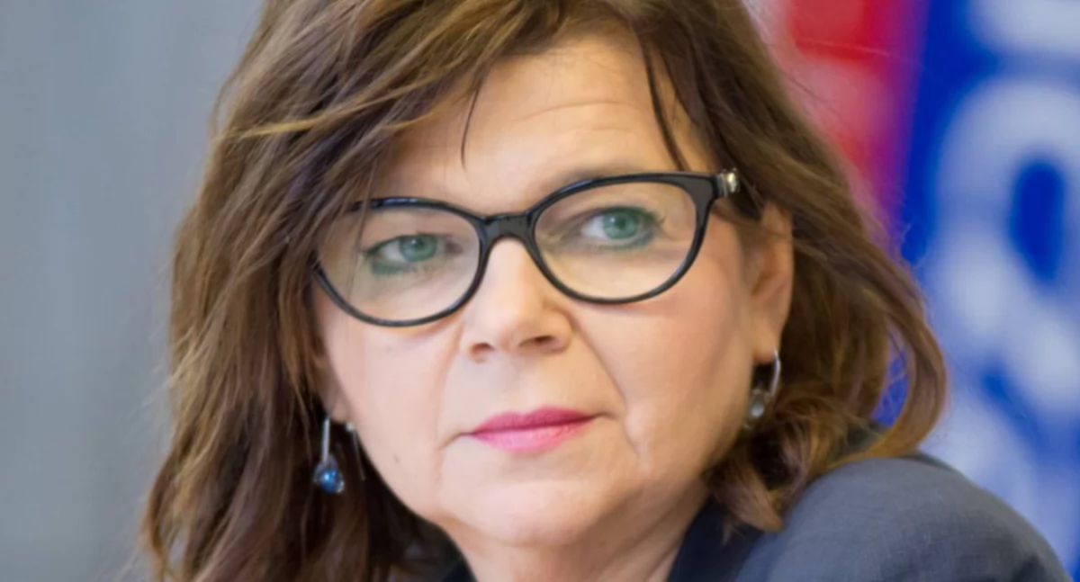 Zdrowe życie, Izabela Leszczyna podsumowała Sejmie sukcesy ministerstwa zdrowia - zdjęcie, fotografia
