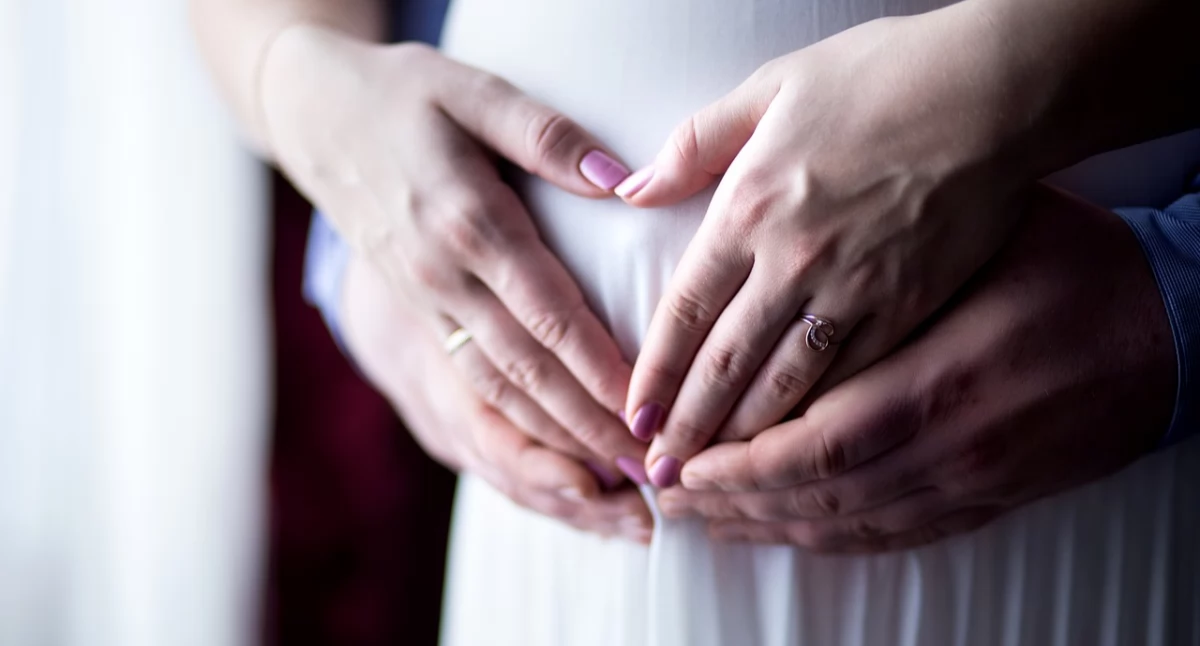 Badania kliniczne, prenatalny cfDNA może uratować życie matki - zdjęcie, fotografia