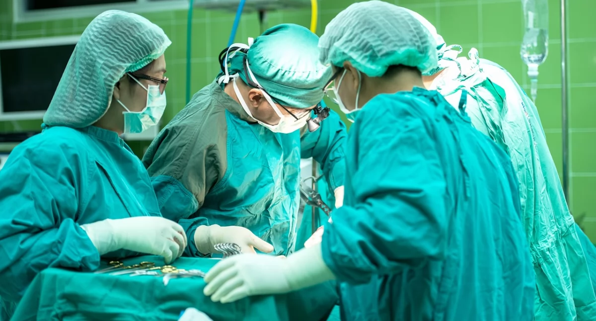 Badania kliniczne, Składnik kleju może pomóc leczeniu - zdjęcie, fotografia