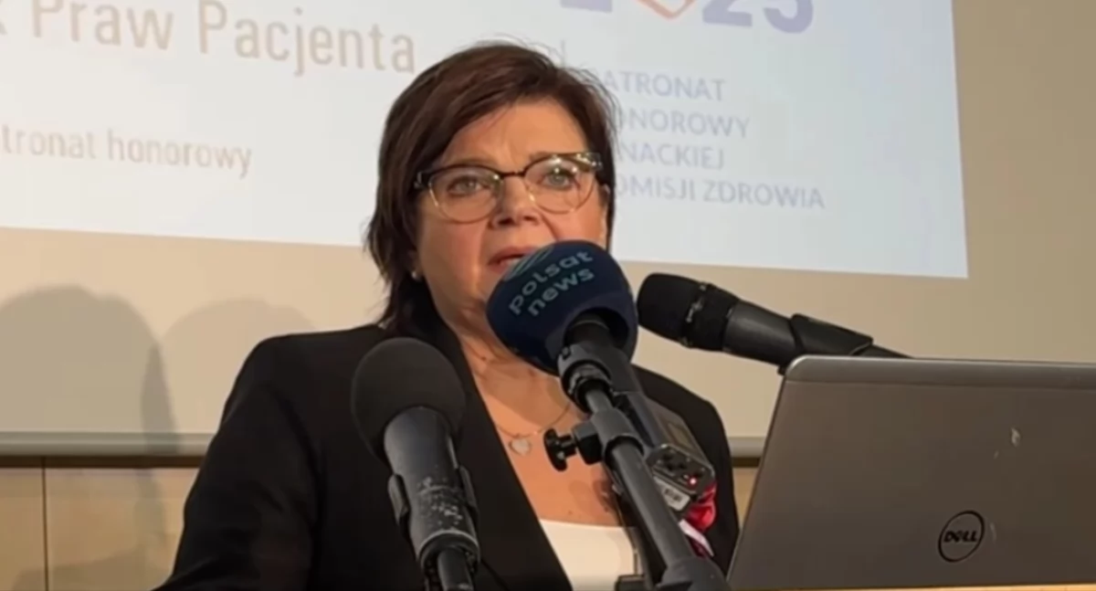 W rządzie, w parlamencie , Minister zdrowia Izabela Leszczyna odpowiada zarzuty opozycji Transparentność priorytetem - zdjęcie, fotografia