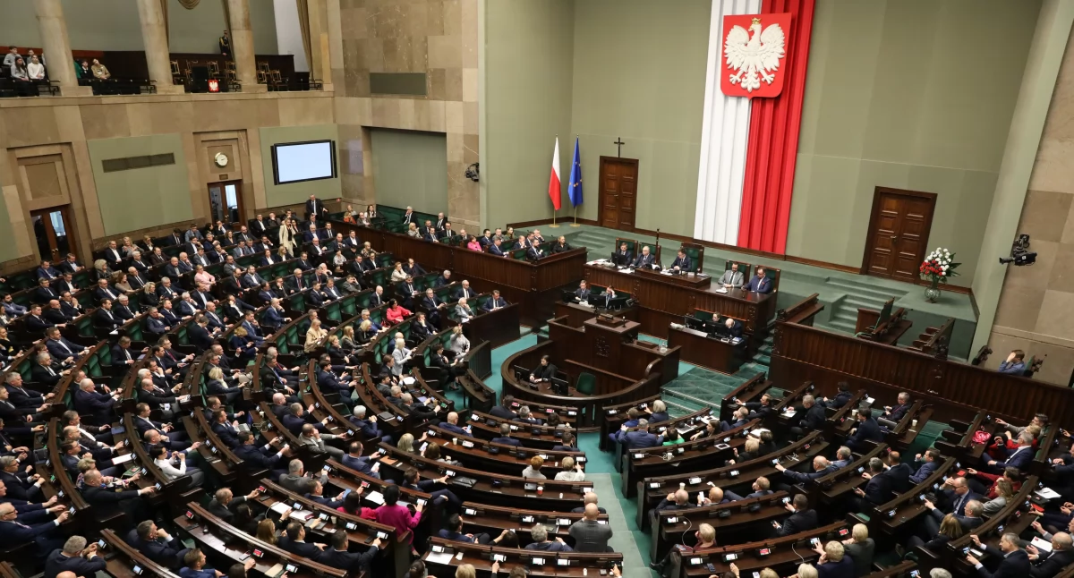 Legislacja, Sejmowa podkomisja przyjęła kolejny projekt zmian składce zdrowotnej - zdjęcie, fotografia