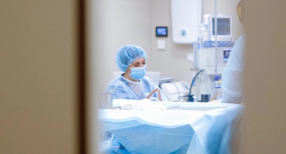 Zdrowe życie, pacjentów umiera niedożywienia Parlamentarny Zespół Leczenia Żywieniowego debatował prehabilitacją - zdjęcie, fotografia