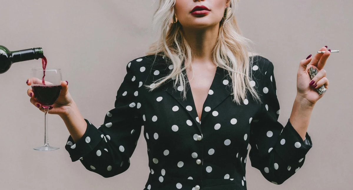 Zdrowe życie, Samoliński Stanach sprzeda alkoholu komuś nieletnim sklepie - zdjęcie, fotografia