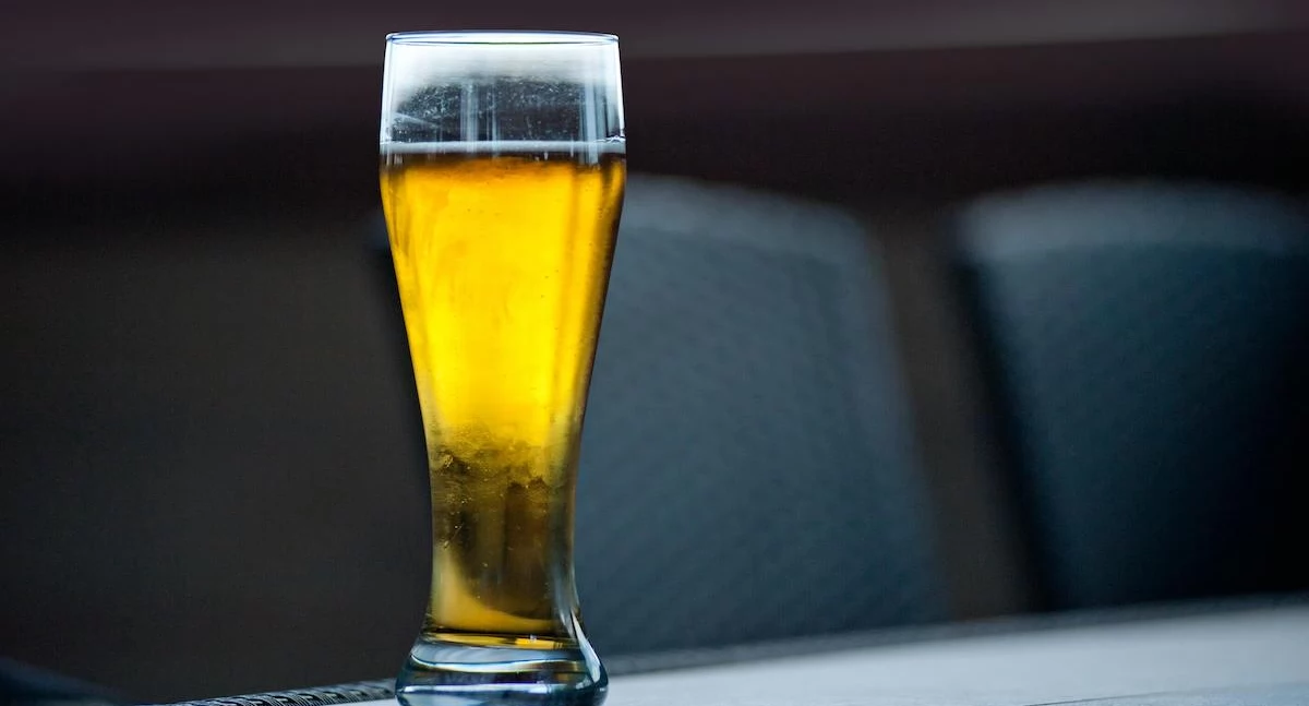 Zdrowe życie, Andrzej Silczuk piwach oswajanie produktem alkoholowym - zdjęcie, fotografia