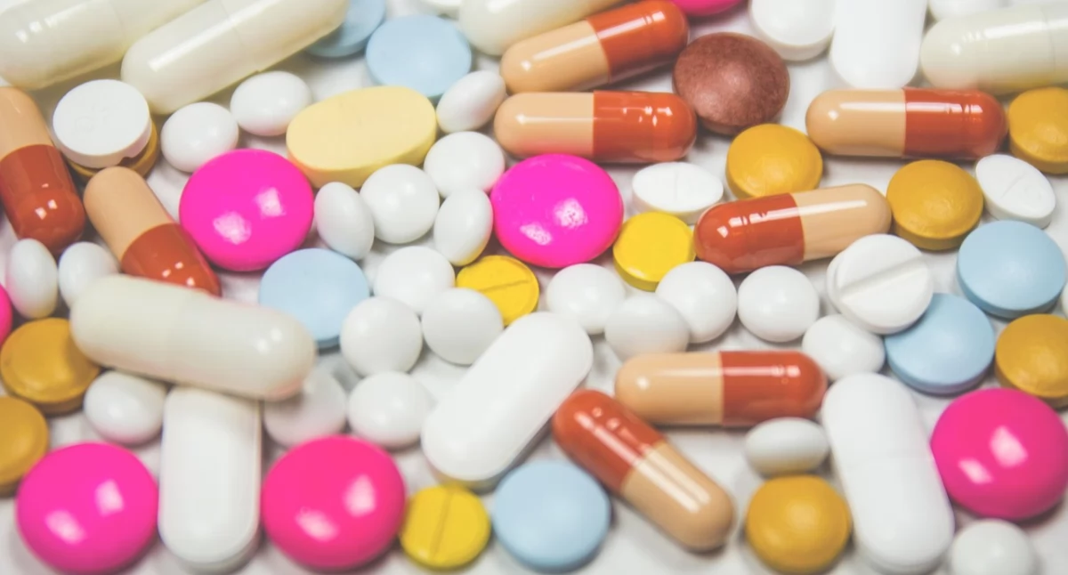 Apteki, farmacja, Neuca odpiera zarzuty które padły sejmowym zespole aptecznym „Nie aptek monopolu” - zdjęcie, fotografia