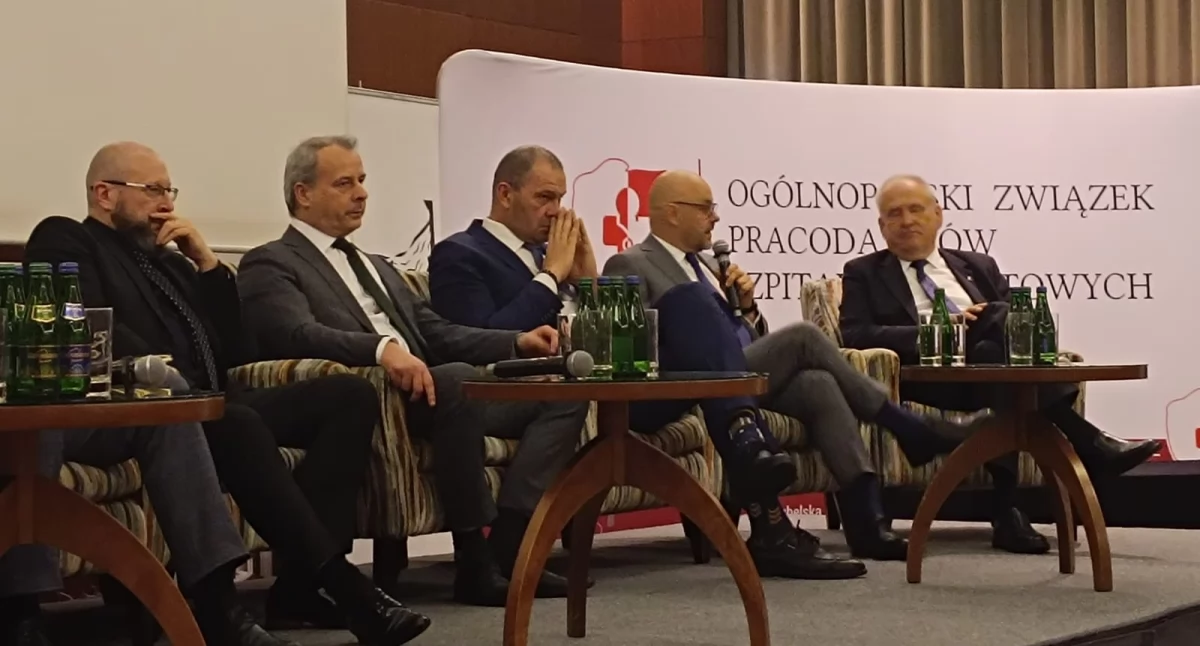 Szpitale, instytuty, Waldemar Malinowski prezes OZPSP szpitale powiatowe kryzysie przedstawimy naprawczy ochrony zdrowia - zdjęcie, fotografia