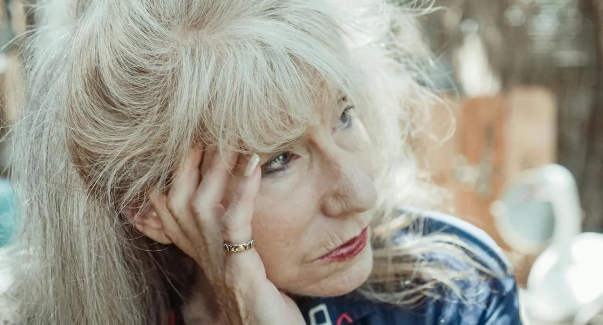 Badania kliniczne, Objawy menopauzy mogą wczesnym sygnałem demencji - zdjęcie, fotografia