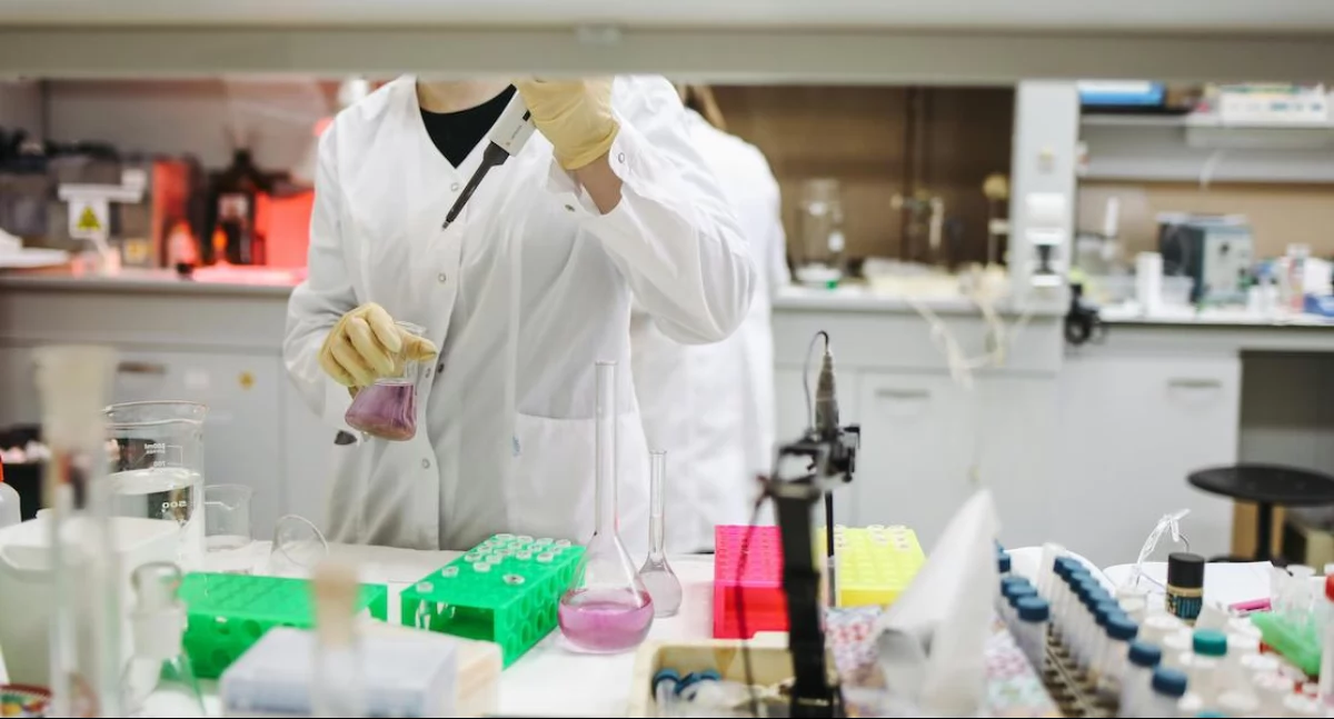 Badania kliniczne, Przełom diagnostyce sepsy PowerBlade działa godziny wymaga laboratorium - zdjęcie, fotografia
