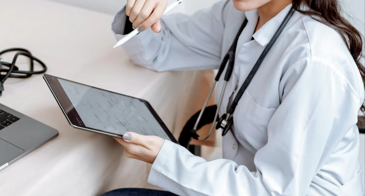 Przychodnie, POZ, Awaria systemie zdrowia Pacjenci mogą mieć problem receptami skierowaniami Trwają prace pełnym przywróceniem systemu - zdjęcie, fotografia