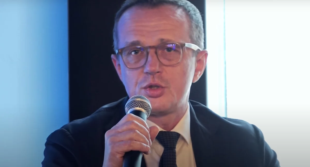 ESG Zdrowie, Piotr Kania Chirurgia robotyczna Vinci doświadczenia które zmienia oblicze medycyny - zdjęcie, fotografia
