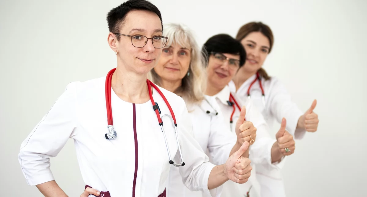 Leczenie, terapie, Multidyscyplinarne zespoły terapeutyczne (MDT) przyszłość opieki zdrowotnej - zdjęcie, fotografia