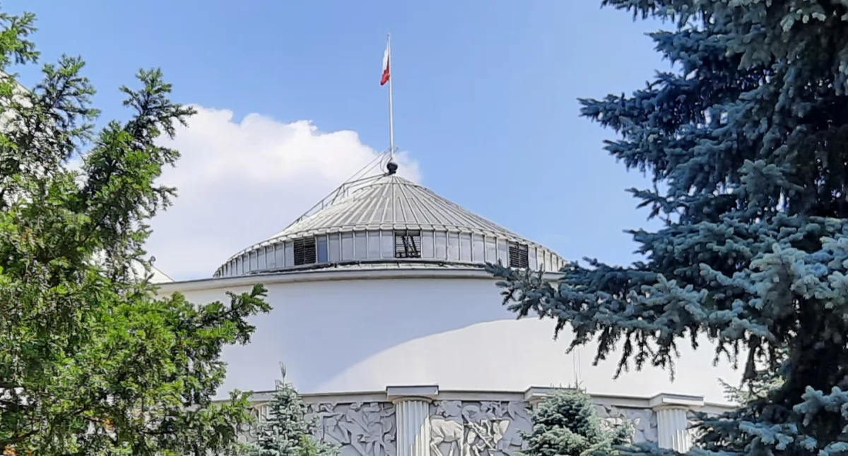 W rządzie, w parlamencie , Bezpieczeństwo medyków Polsce dyskusja Senacie narastającej agresji potrzebnych zmianach prawie systemowym wsparciu - zdjęcie, fotografia