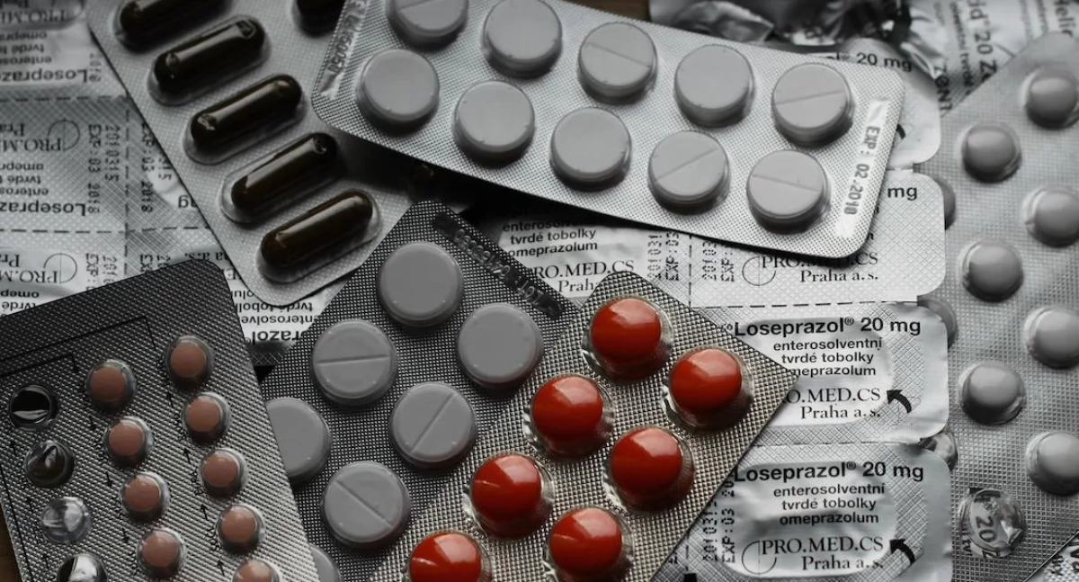 Badania kliniczne, Pozytywna opinia worasydenibu pierwszej terapii ukierunkowanej glejaka mutacją - zdjęcie, fotografia