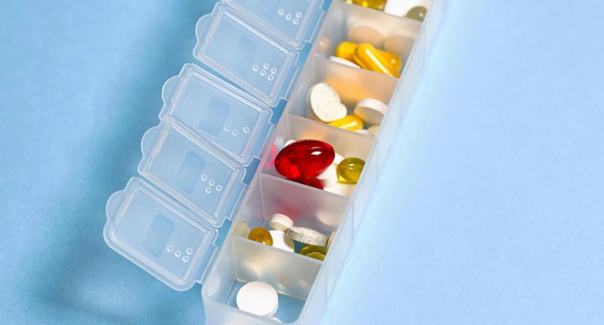 Badania kliniczne, Wielkie modele językowe służbie farmacji rewolucja projektowaniu leków - zdjęcie, fotografia
