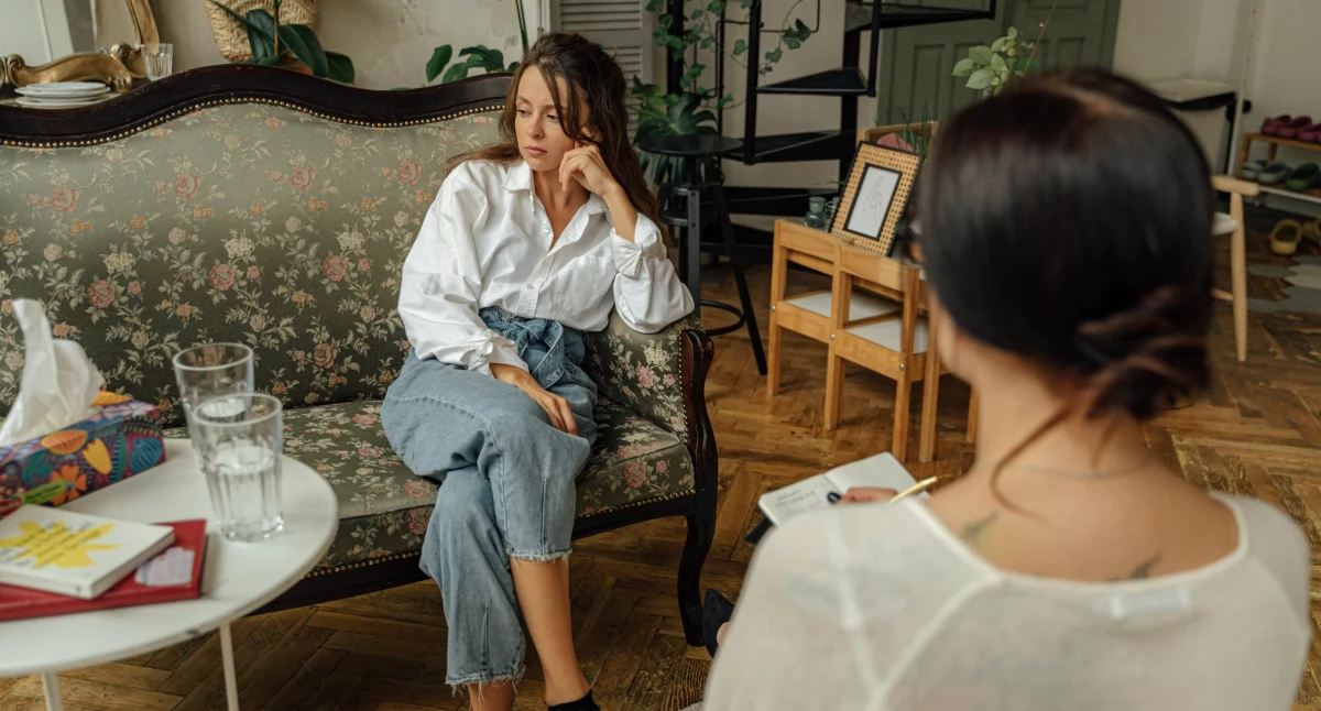 Ustawy, Ministerstwo Zdrowia zmienia ustawę ochronie zdrowia psychicznego przepisy mniej stygmatyzujący język - zdjęcie, fotografia