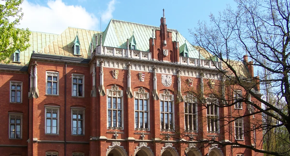 Uczelnie, edukacja, Uniwersytet Jagielloński najlepszym polskim uniwersytetem medycznym według Global Universities Ranking - zdjęcie, fotografia