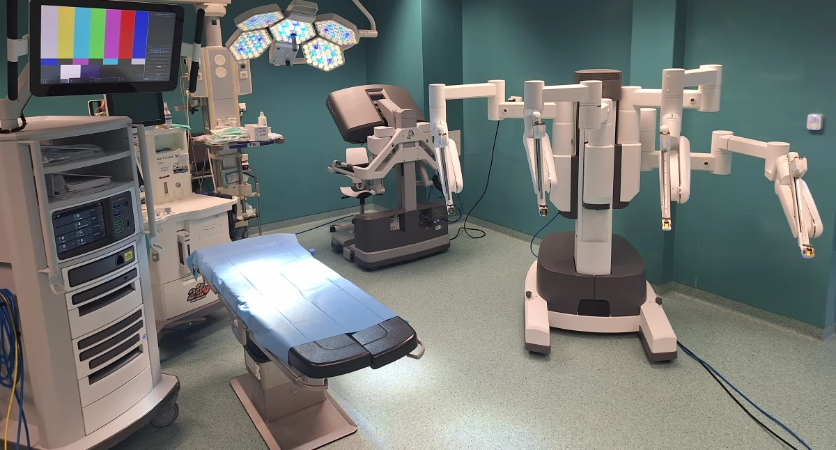 Nowe technologie medyczne, Robot Vinci Nowym Sączu nowoczesna chirurgia prostaty ramach - zdjęcie, fotografia
