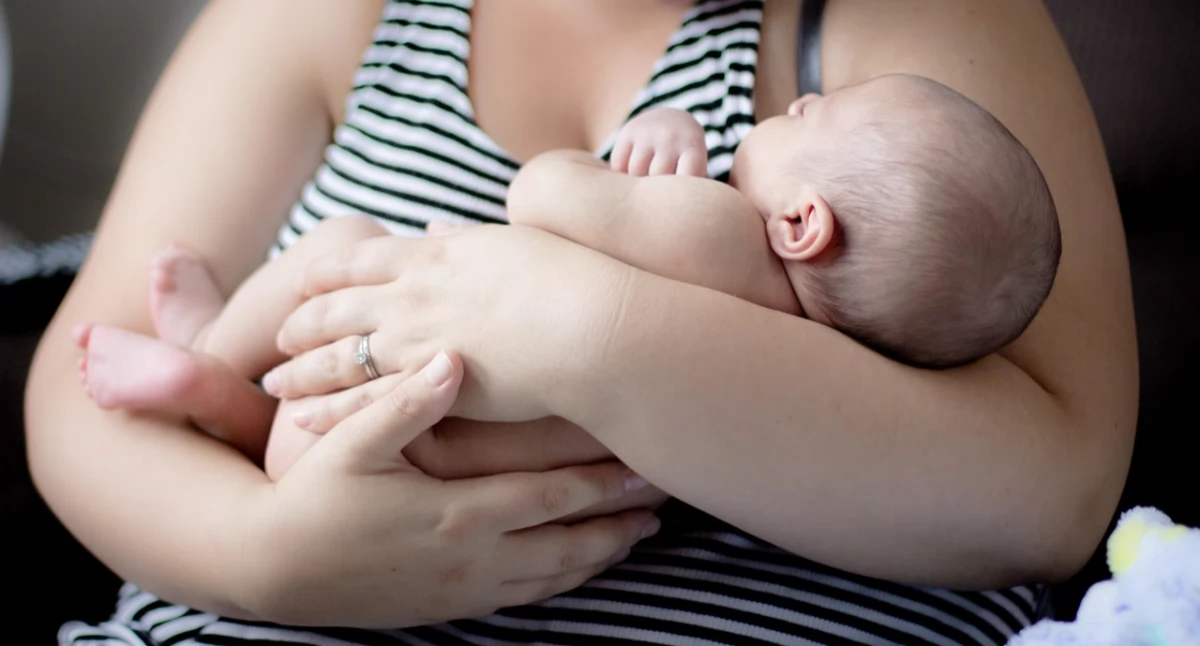 Zdrowie psychiczne, Przełom leczeniu depresji poporodowej krótka terapia zmniejsza myśli samobójcze - zdjęcie, fotografia