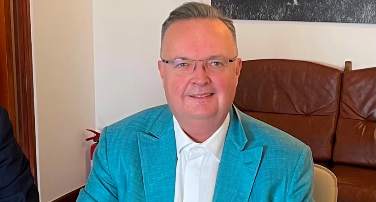 Ludzie, Krzysztof Filipiak uogólniałbym opinii niechęci starszych specjalistów kształcenia młodszych - zdjęcie, fotografia