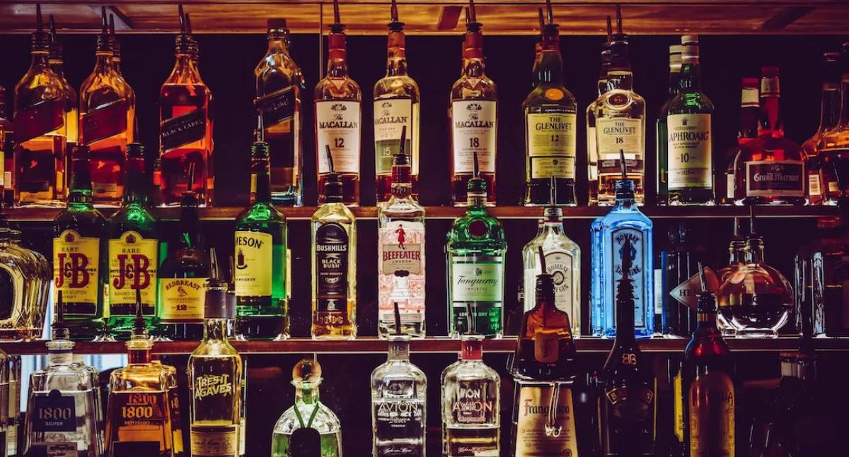 Raporty, analizy, rankingi, Zakaz sprzedaży alkoholu stacjach nocą Minister zdrowia Jolanta Sobierańska Grenda popiera propozycje - zdjęcie, fotografia