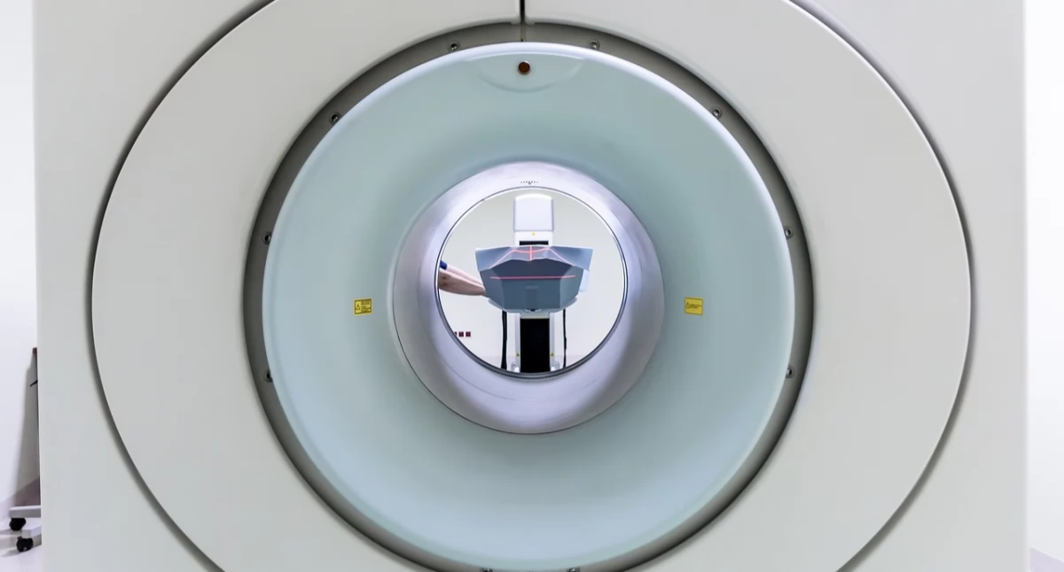 Badania kliniczne, piersi diagnozowany coraz częściej ekspert wskazuje rolę termowizji - zdjęcie, fotografia