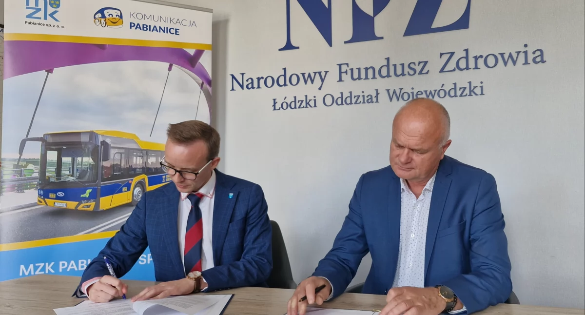 Firmy i instytucje, Pabianice razem zdrowia autobusach pojawią informacje mammografii cytologii - zdjęcie, fotografia