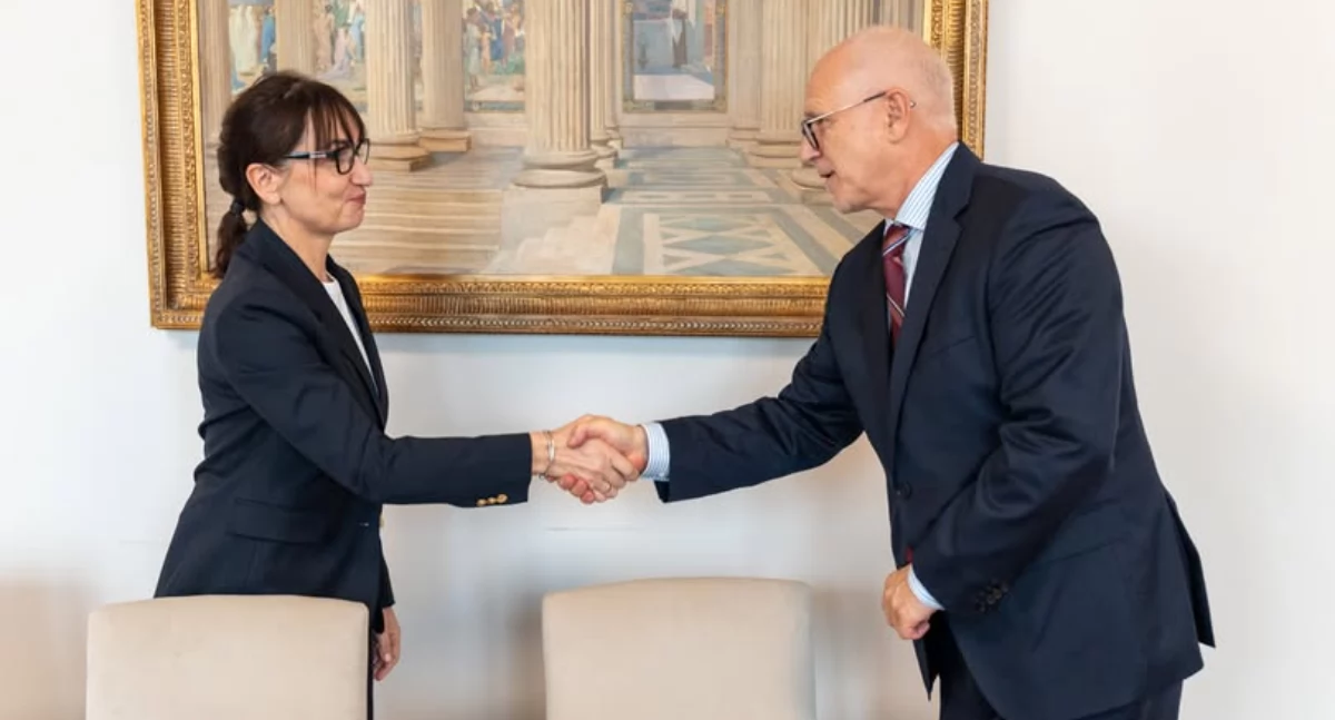 Marzena Kowalczyk i profesor Rafał Krenke. Foto. WUM