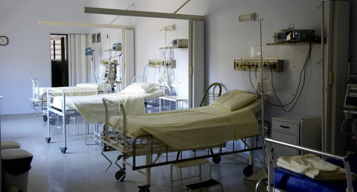 Szpitale, instytuty, Kryzys kadrowy psychiatrii Warszawa ratunek Tworek - zdjęcie, fotografia