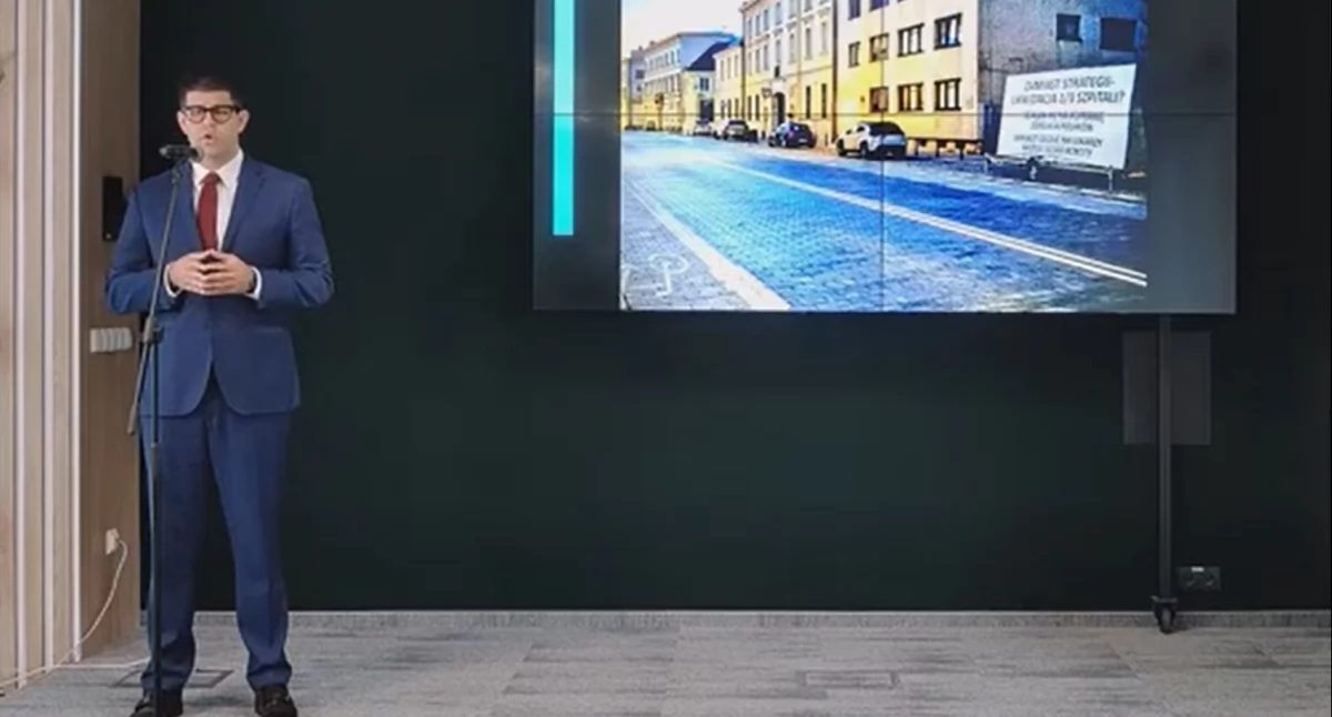 Łukasz Jankowski. Foto. screen YT