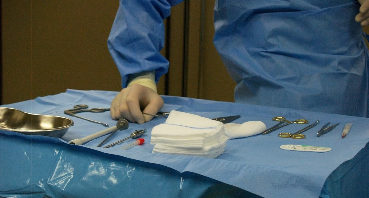 Badania kliniczne, Celowana radioterapia przedoperacyjna eliminuje większości pacjentek wczesnym rakiem piersi - zdjęcie, fotografia
