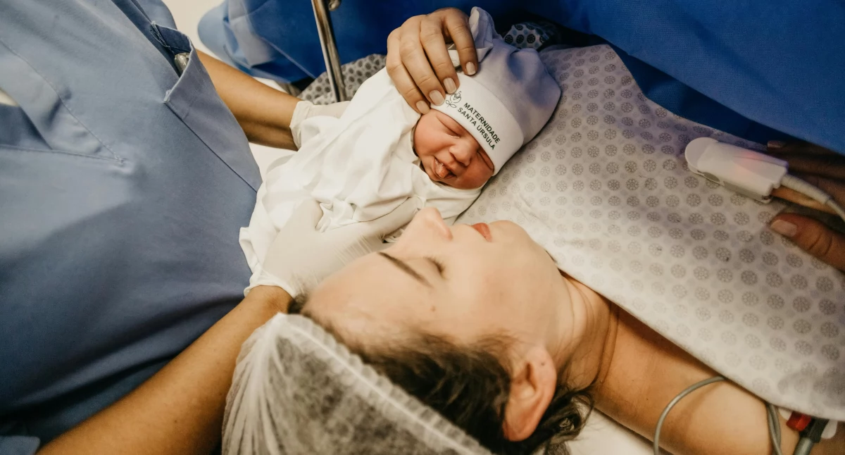 Nowe technologie medyczne, rewolucję cesarskim cięciu standardowa technika może szkodzić kobietom - zdjęcie, fotografia