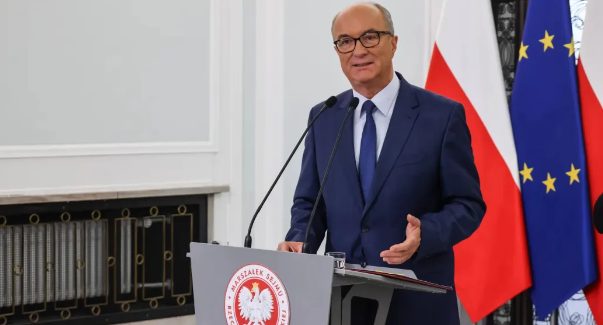 W rządzie, w parlamencie , Zakaz sprzedaży alkoholu Sejmie wchodzi listopada Porządki marszałka Czarzastego - zdjęcie, fotografia