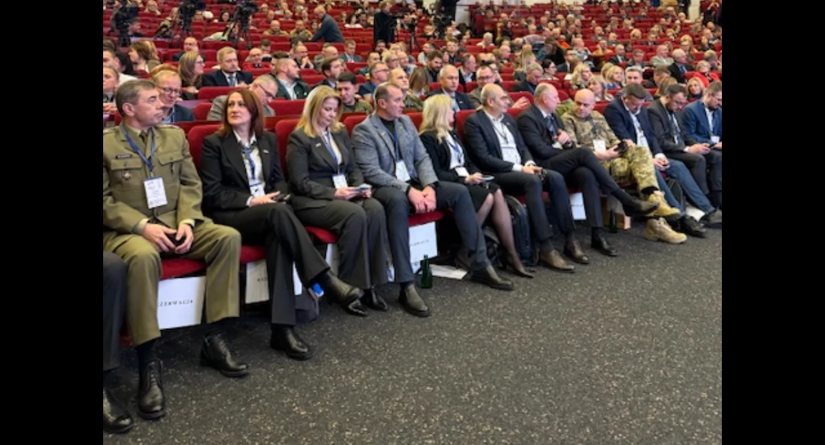 Przedstawiciele ukraińskiego rządu i administracji państwowej na konferencji na WUM 