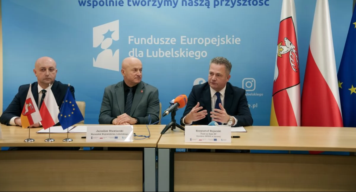 Podpisanie umowy na dofinansowanie budowy spalarni odpadów medycznych. Foto. Szpital w Łęcznej