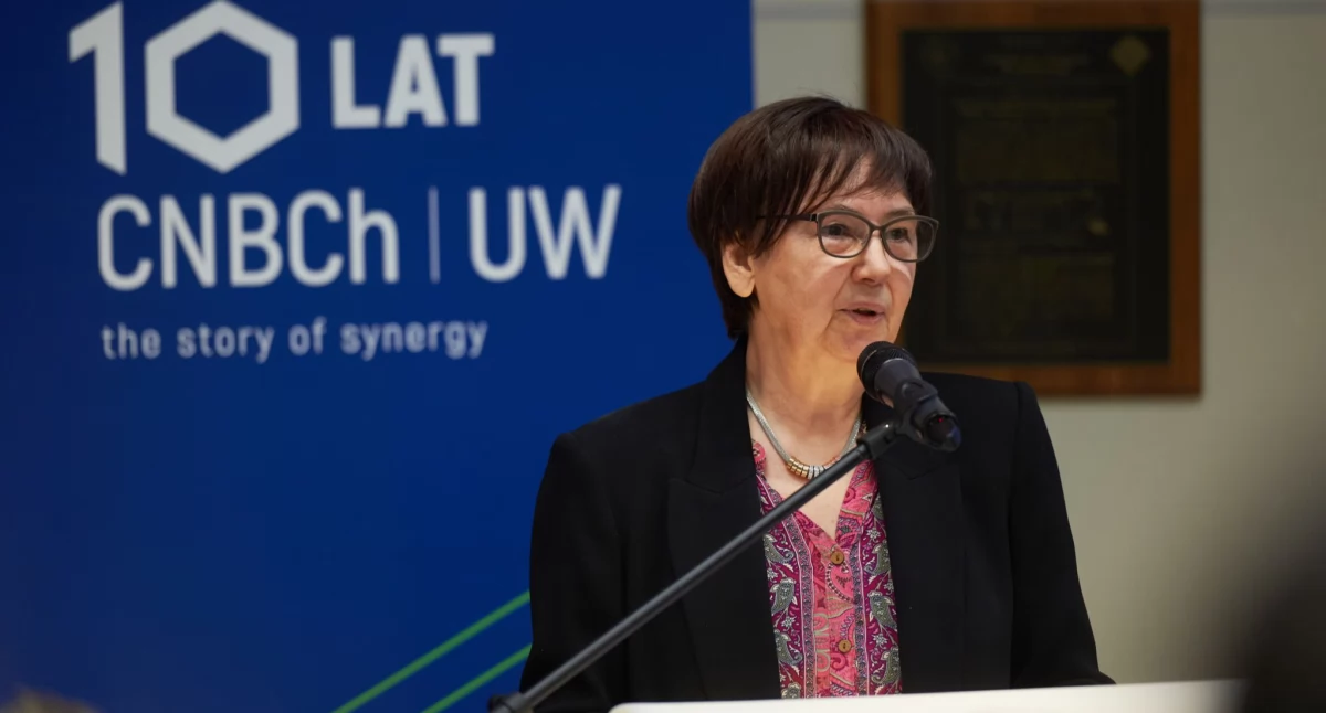 Prof. dr hab. Ewa Bulska, dyrektorka Centrum Nauk Biologiczno-Chemicznych Uniwersytetu Warszawskiego. Fot.: LinkedIn