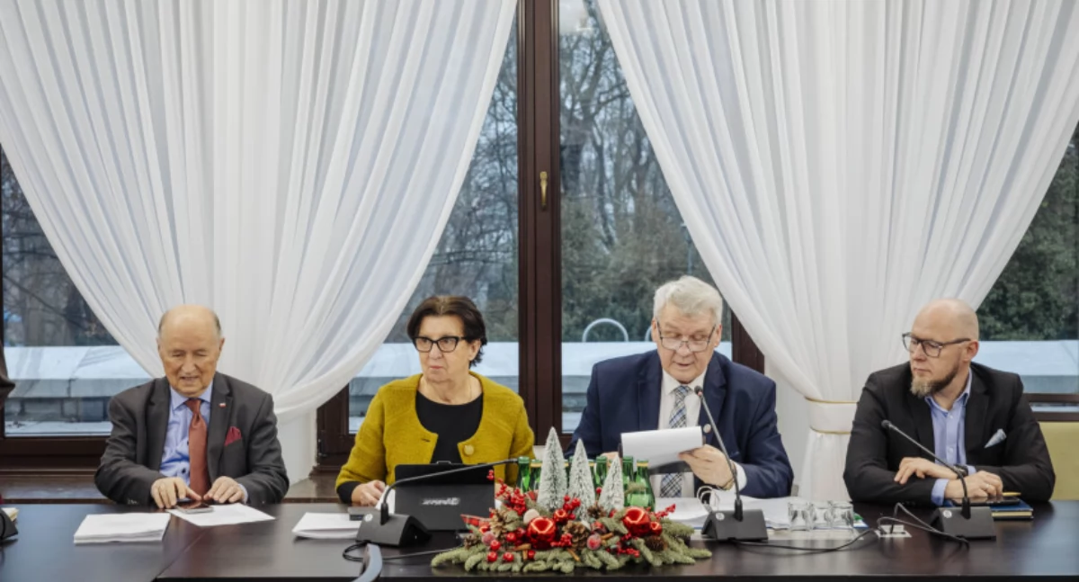 Na zdjęciu: Komisja Petycji. Foto: Łukasz Kamiński/Kancelaria Senatu