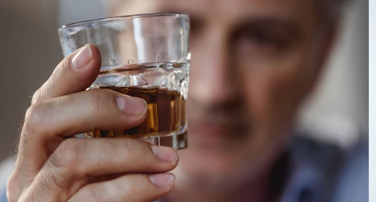 W samorządach, Prawie program profilaktyki narkomanii spożywania alkoholu Poznaniu - zdjęcie, fotografia