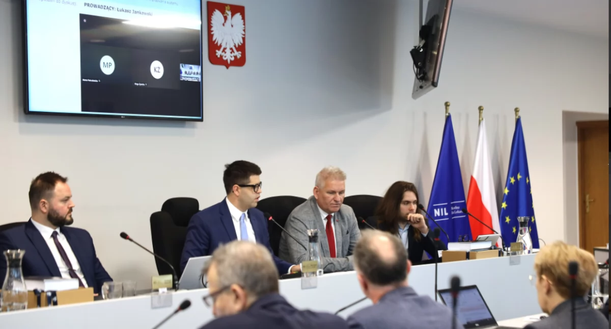 Posiedzenie NRL z udziałem senatora Wojciecha Koniecznego. Foto: Karolina Bartyzel/NIL